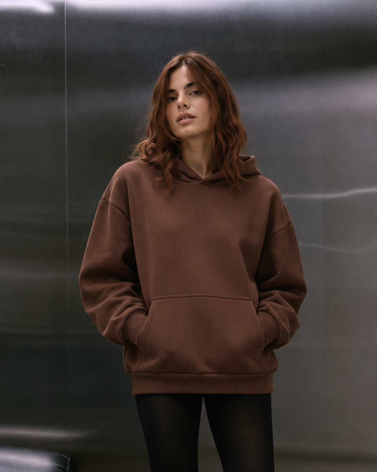 Basics mikina s kapucňou unisex hnedá